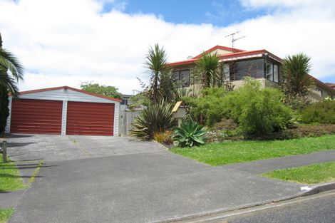 Photo of property in 44 Kauri Road, Pukekohe, 2120