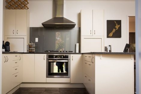 Photo of property in 35 Carluke Street, Paparangi, Wellington, 6037