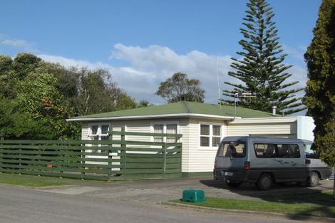 Photo of property in 5 Mananui Crescent, Whakatane, 3120