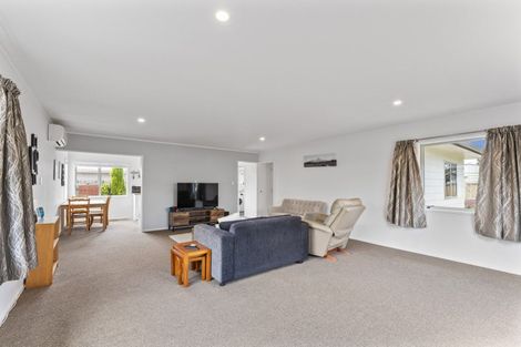 Photo of property in 2/35 Otupai Street, Two Mile Bay, Taupo, 3330