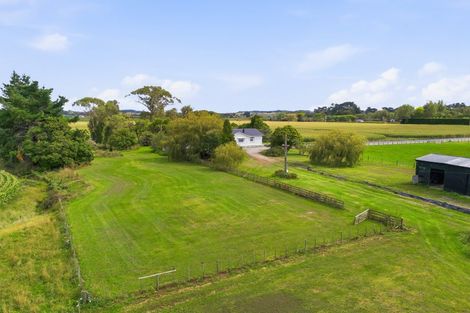 Photo of property in 225 Kuku Beach Road, Kuku, Levin, 5570