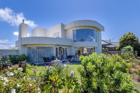 Photo of property in 40 Regent Drive, Paraparaumu Beach, Paraparaumu, 5032