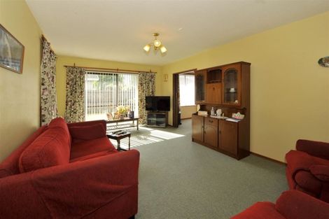 Photo of property in 5 Peebles Drive, Hei Hei, Christchurch, 8042