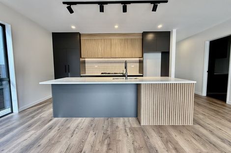 Photo of property in 77c Schoolside Road, Kumeu, 0810