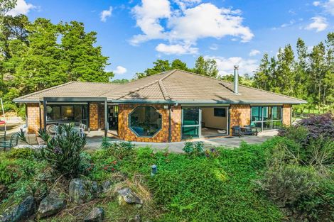 Photo of property in 327 Tangihua Road, Maungakaramea, Whangarei, 0178