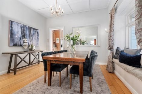 Photo of property in 2 Glade Place, Birkenhead, Auckland, 0626