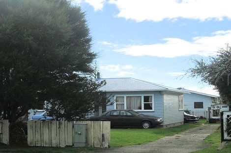 Photo of property in 8 Marere Avenue, Paraparaumu, 5032