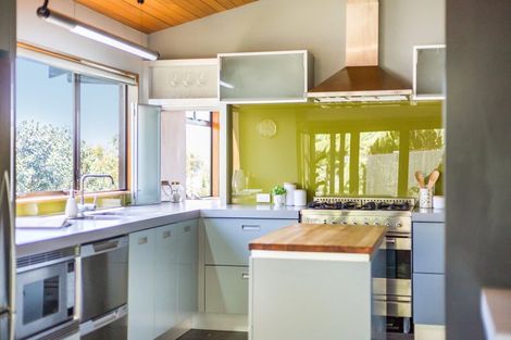 Photo of property in 14 The Crowsnest, Whitby, Porirua, 5024