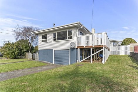 Photo of property in 6 Clearmont Crescent, Blagdon, New Plymouth, 4310