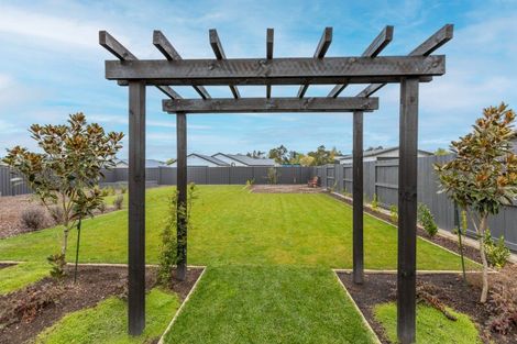 Photo of property in 20 Dee Street, Otane, 4202