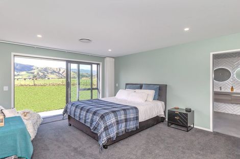Photo of property in 28 Oriwa Lane, Levin, 5571