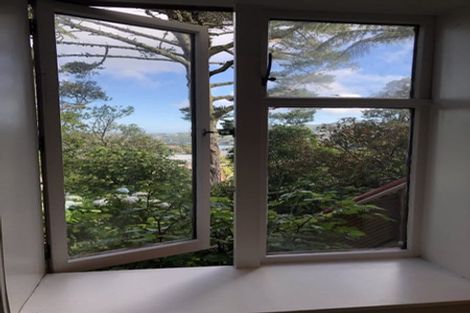 Photo of property in 36 Pembroke Road, Northland, Wellington, 6012