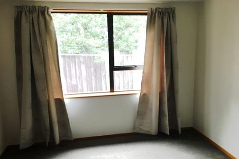 Photo of property in 27 Castile Place, Belfast, Christchurch, 8051
