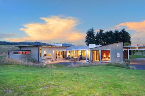 Photo of property in 2 The Fairways, Kinloch, Taupo, 3377