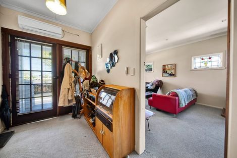 Photo of property in 429 Broadway, Stratford, 4332