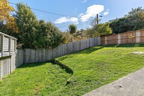 Photo of property in 13 Thurleigh Grove, Karori, Wellington, 6012