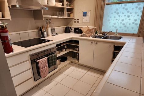 Photo of property in 2/248 The Terrace, Wellington Central, Wellington, 6011