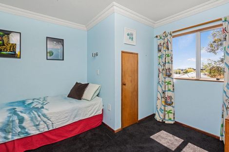 Photo of property in 32 Lucknow Road, Havelock North, 4130