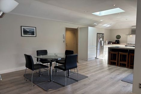 Photo of property in 82 Devon Street, Arrowtown, 9302