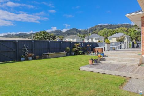 Photo of property in 76 Fitzgerald Street, Cobden, Greymouth, 7802