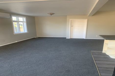 Photo of property in 84 Racecourse Road, Sockburn, Christchurch, 8042