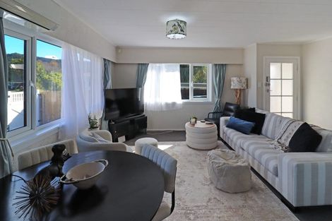 Photo of property in 26a Wetherby Grove, Wainuiomata, Lower Hutt, 5014