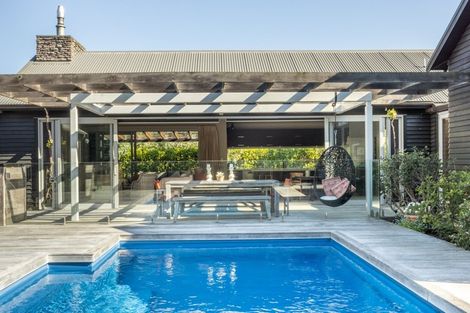 Photo of property in 15 Lakeview Terrace, Taradale, Napier, 4112