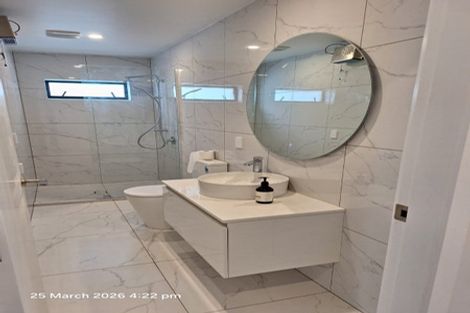 Photo of property in 8 Chamberlain Road, Karori, Wellington, 6012