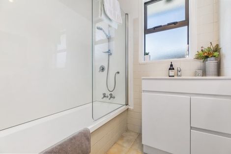 Photo of property in 57 Heybridge Street, Manurewa, Auckland, 2102