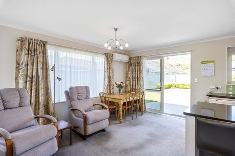 Photo of property in 19 Jade Lane, Paraparaumu, 5032