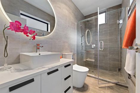 Photo of property in 6 Hoete Way, Tuakau, 2121