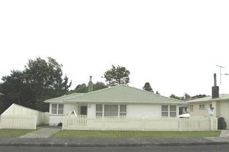 Photo of property in 1/5 Woodstock Road, Forrest Hill, Auckland, 0620
