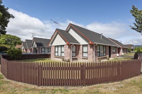 Photo of property in 52 Mcparland Street, Ebdentown, Upper Hutt, 5018