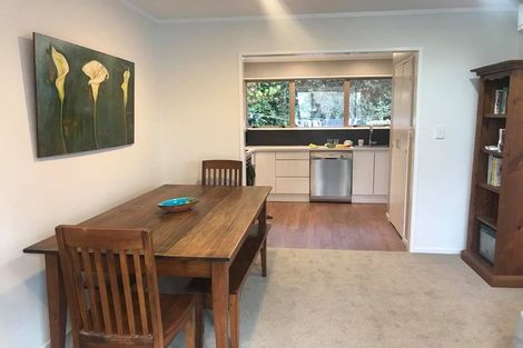 Photo of property in 2/13 Upper Bourke Street, Kilbirnie, Wellington, 6022