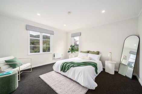 Photo of property in 53 Handyside Street, Tawa, Wellington, 5028
