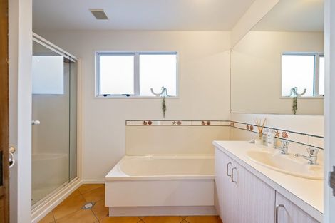 Photo of property in 1/725 Main North Road, Belfast, Christchurch, 8051