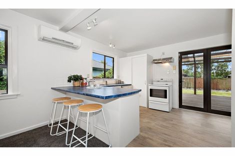 Photo of property in 906 Avonside Drive, Avondale, Christchurch, 8061