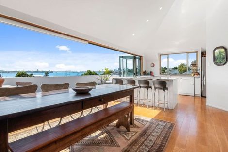Photo of property in 2 Milton Road, Northcote Point, Auckland, 0627