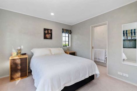 Photo of property in 40 Puriri Street, Hilltop, Taupo, 3330