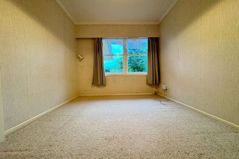 Photo of property in 18 Tomlinson Street, Hillpark, Auckland, 2102