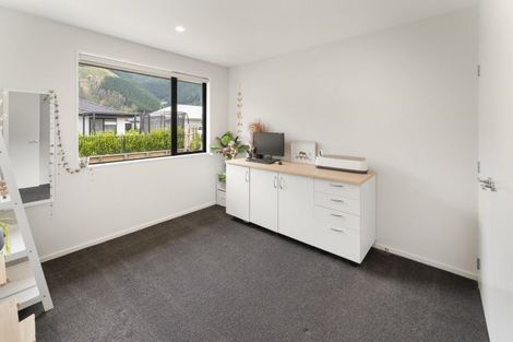 Photo of property in 11 Huntaway Close, Stoke, Nelson, 7011