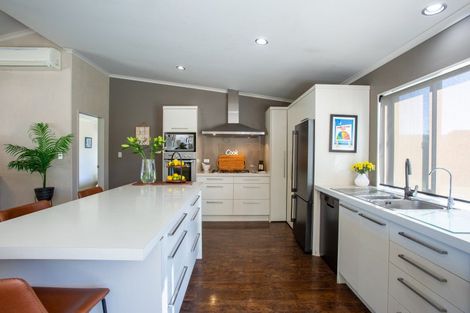 Photo of property in 132 Guy Street, Dannevirke, 4930