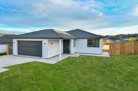 Photo of property in 25 Helenvale Crescent, Pokeno, 2402