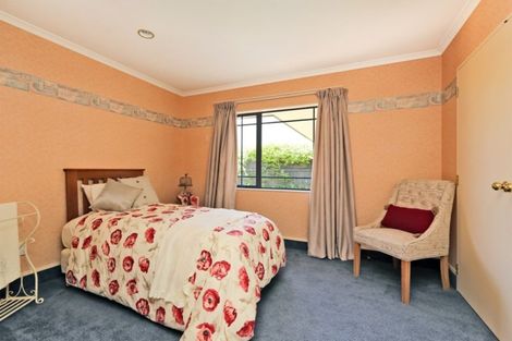 Photo of property in 150 Avenue Road, Greenmeadows, Napier, 4112