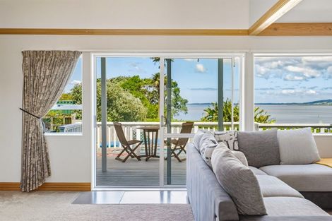 Photo of property in 129 Church Street, Onerahi, Whangarei, 0110