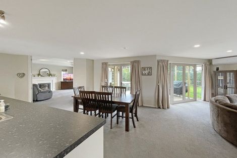 Photo of property in 8 Nielsen Gardens, Rototuna, Hamilton, 3210