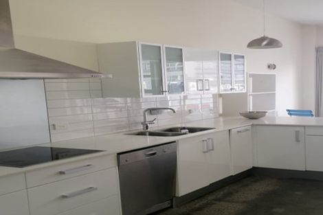 Photo of property in 25u5 Home Street, Mount Victoria, Wellington, 6011
