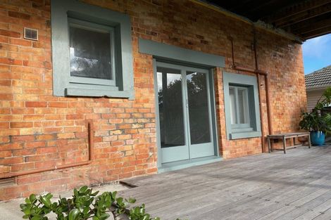 Photo of property in 20 Shoal Bay Road, Devonport, Auckland, 0624