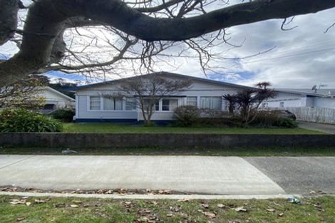 Photo of property in 13 Te Mome Road, Alicetown, Lower Hutt, 5010