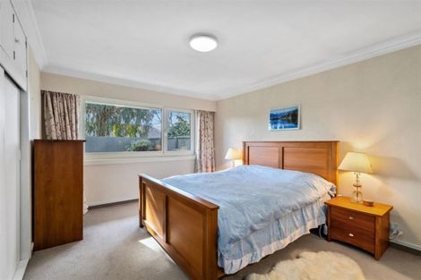 Photo of property in 16 Stormont Place, Avonhead, Christchurch, 8042